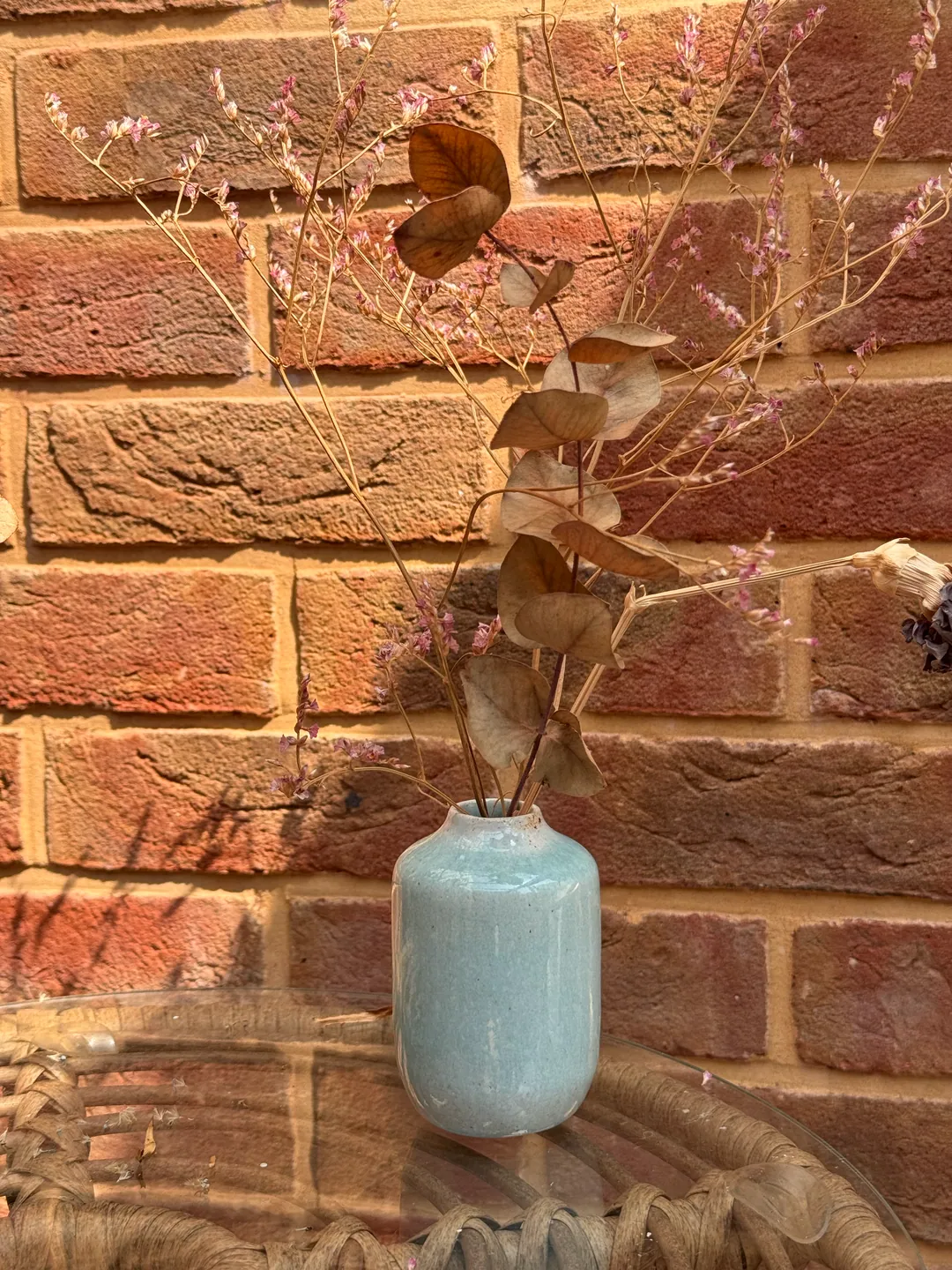 Vase 003, view 2