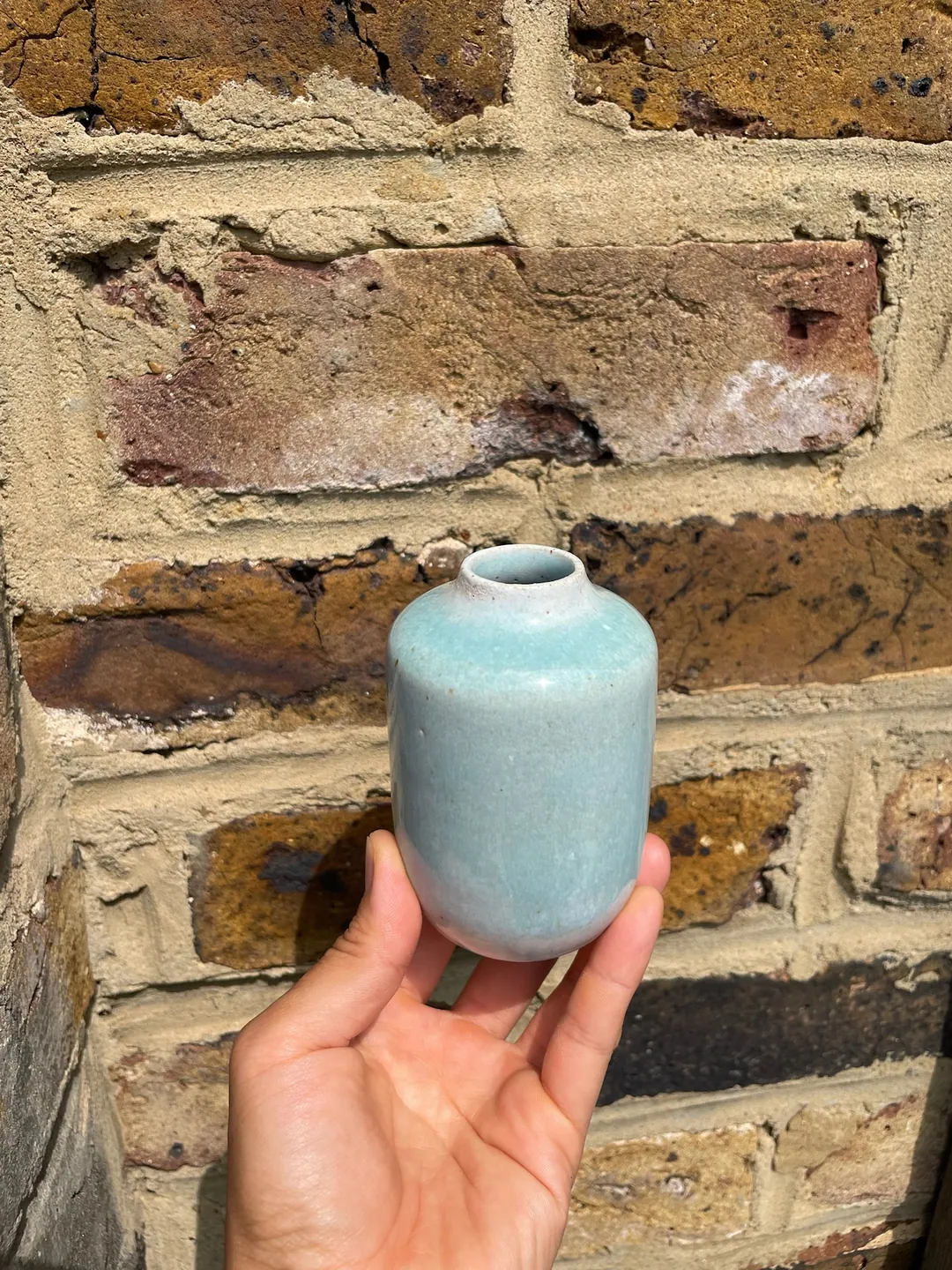 Vase 003, view 3