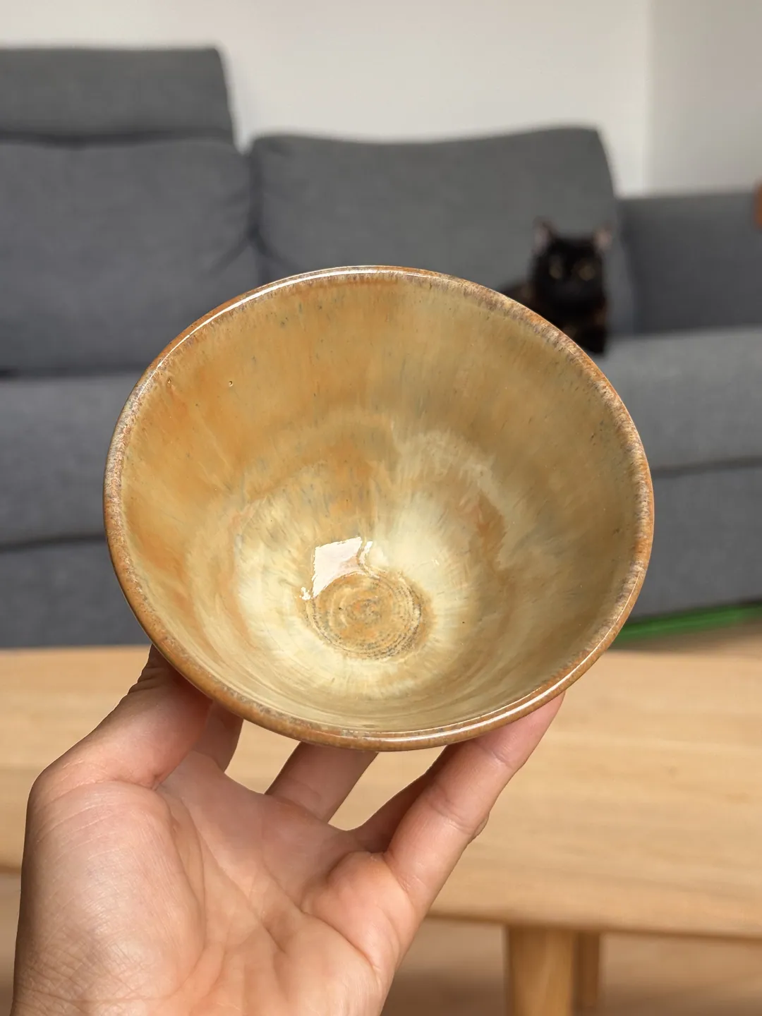 Bowl 004, view 1