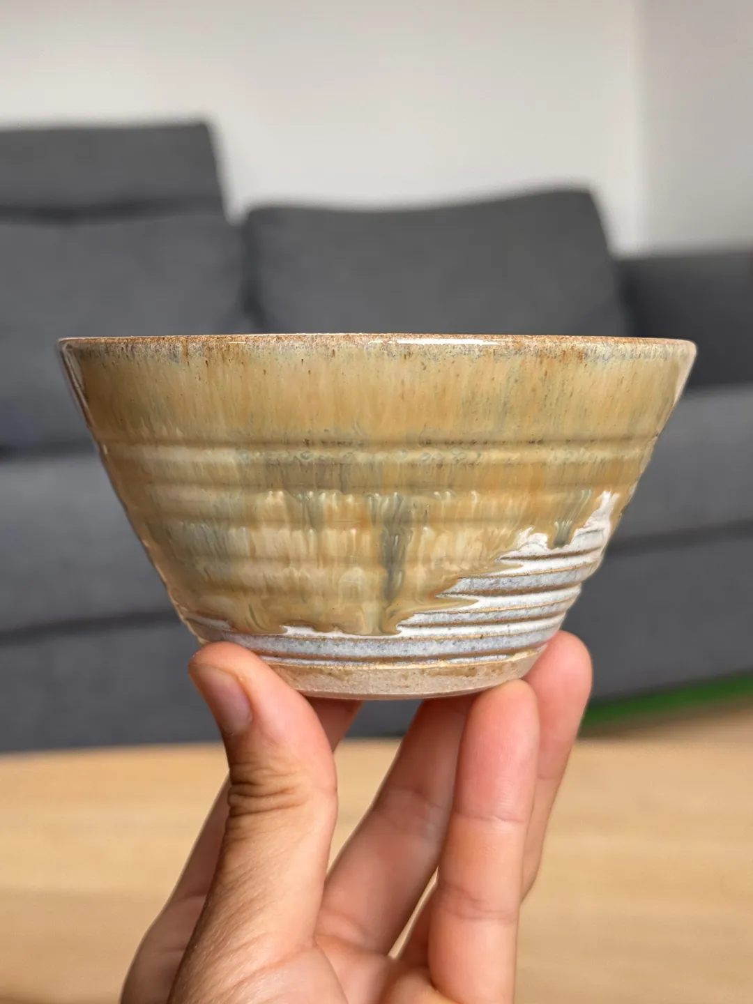Bowl 004, view 3
