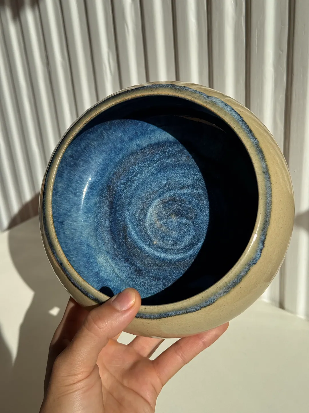 Pebble bowl 021, view 1